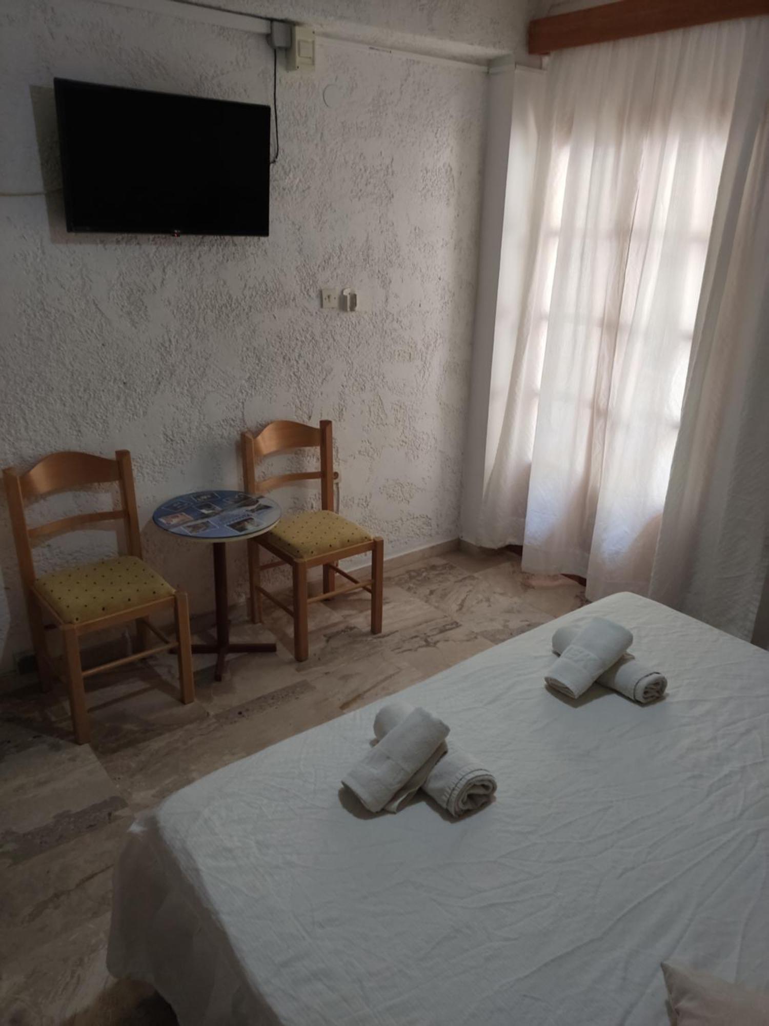 Kissandros Hotel Ajía Galíni Szoba fotó